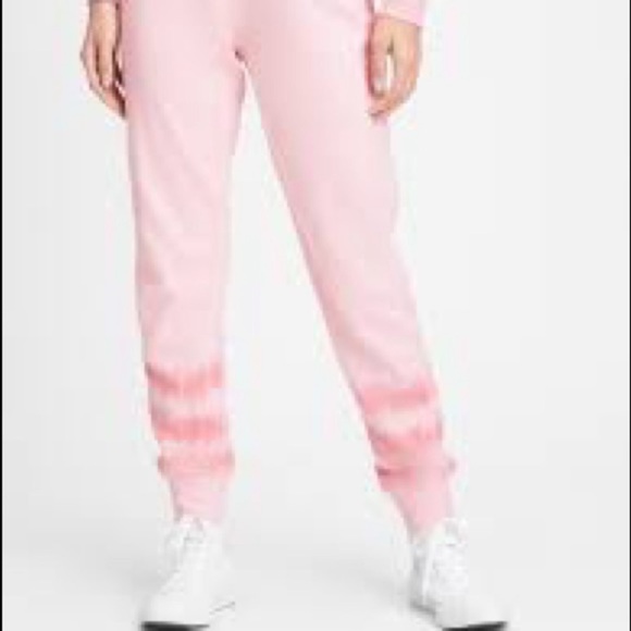 GAP Pants - NWOT Gap Pink Joggers
